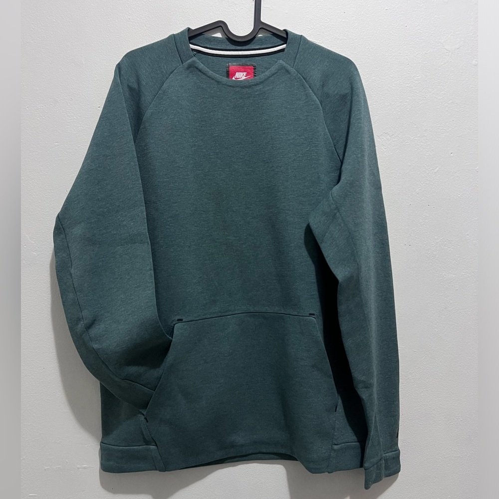 Nike Tech Fleece Sweatshirt